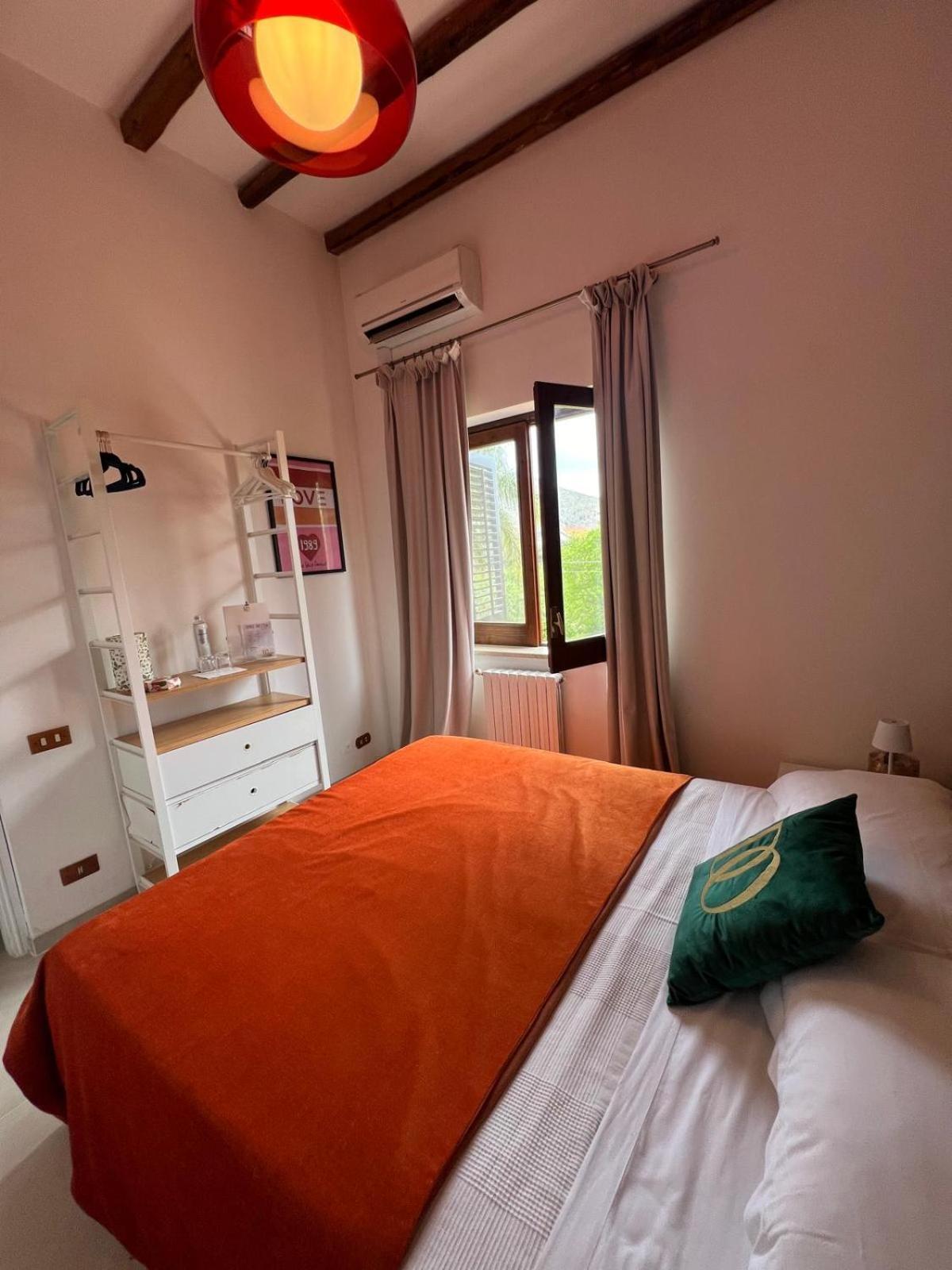 Domus Orestea Luxury Suites Palermo Exteriör bild